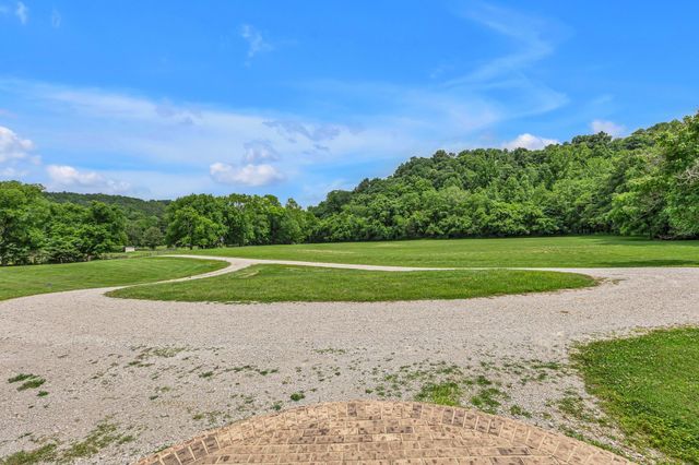 790 Blooming Grove Rd, Pulaski, TN 38478