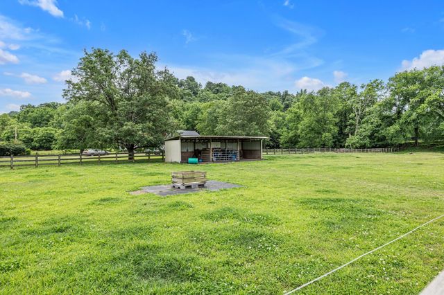 790 Blooming Grove Rd, Pulaski, TN 38478