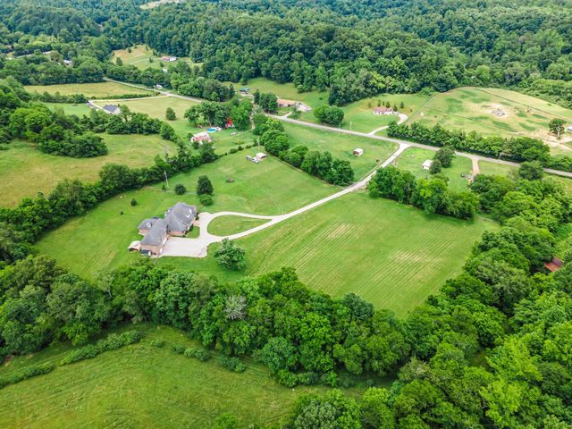 790 Blooming Grove Rd, Pulaski, TN 38478