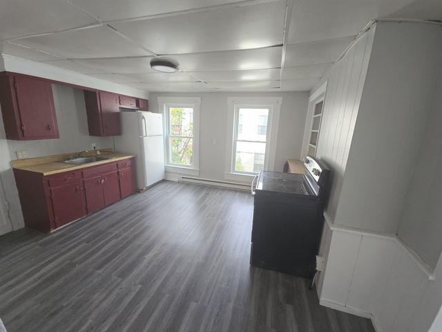 20-22 Church Street, Hillsborough, NH 03244