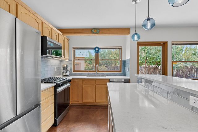 1701 W Alameda, Santa Fe, NM 87501