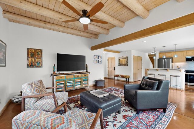 1701 W Alameda, Santa Fe, NM 87501