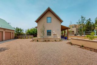 1701 W Alameda, Santa Fe, NM 87501