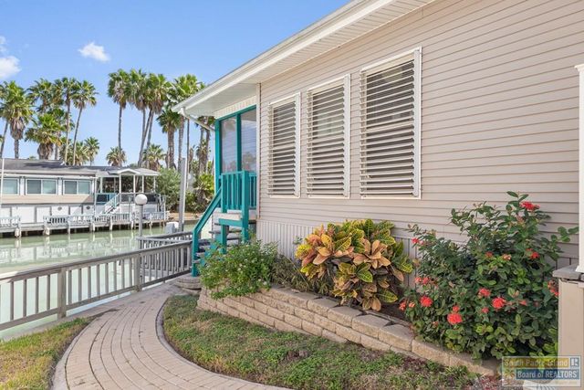 822 W Oyster Dr., Port Isabel, TX 78578