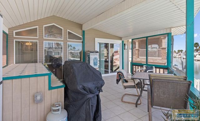 822 W Oyster Dr., Port Isabel, TX 78578