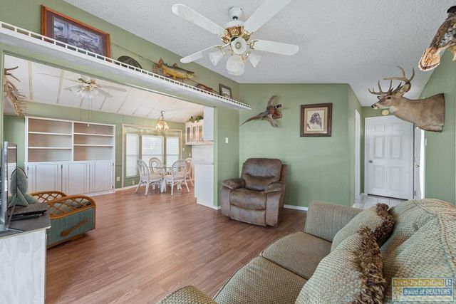 822 W Oyster Dr., Port Isabel, TX 78578