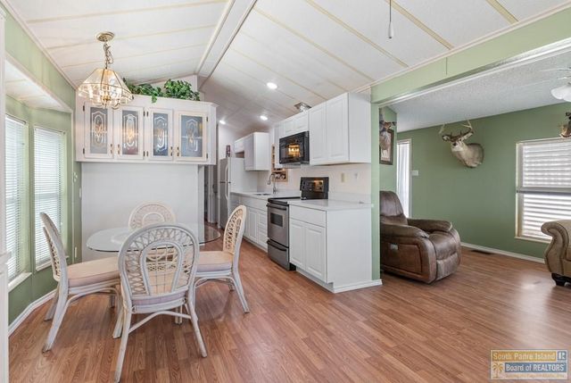 822 W Oyster Dr., Port Isabel, TX 78578