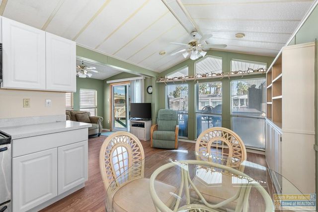 822 W Oyster Dr., Port Isabel, TX 78578