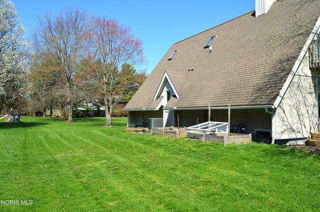 6344 N River Road, Waterville, OH 43566