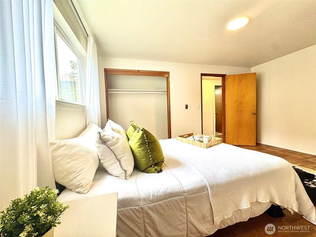 5202 N Highland Street, Ruston, WA 98407