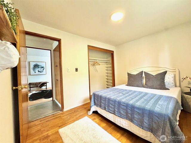 5202 N Highland Street, Ruston, WA 98407