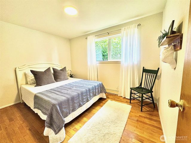 5202 N Highland Street, Ruston, WA 98407