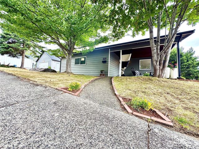 5202 N Highland Street, Ruston, WA 98407