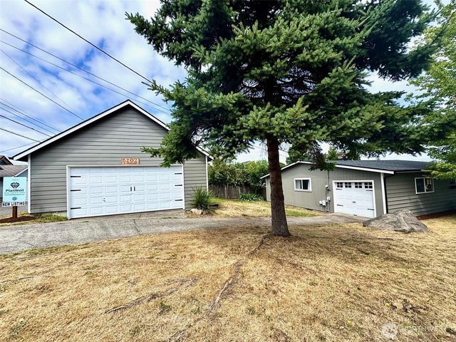 5202 N Highland Street, Ruston, WA 98407