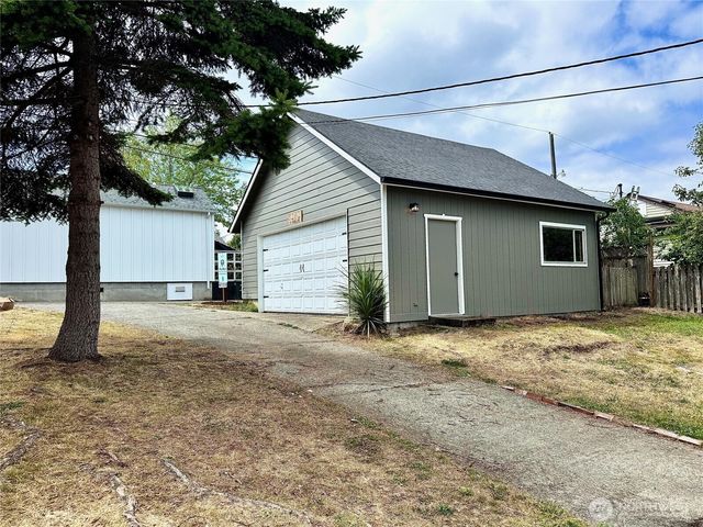 5202 N Highland Street, Ruston, WA 98407