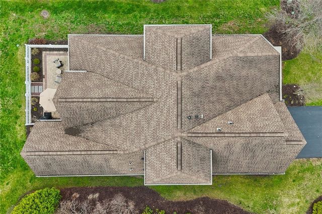 122 Liberty Ln, Freedom, PA 15042