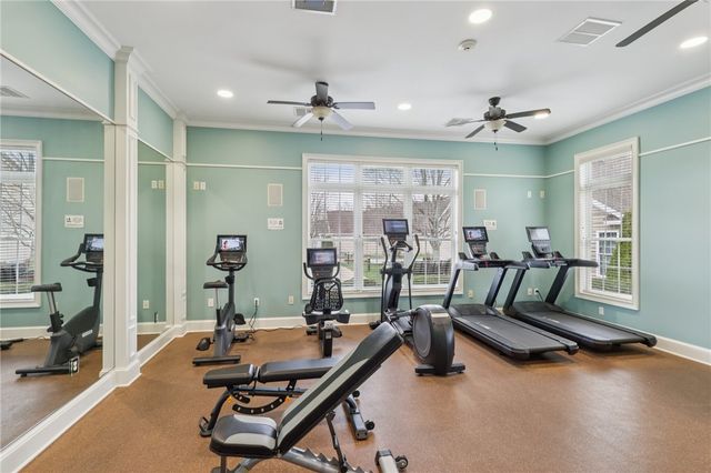 122 Liberty Ln, Freedom, PA 15042