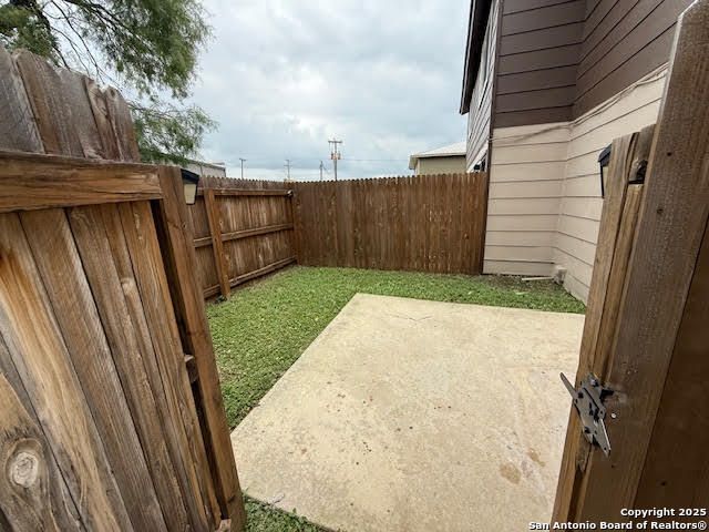 1615 Wycombe, San Antonio, TX 78216