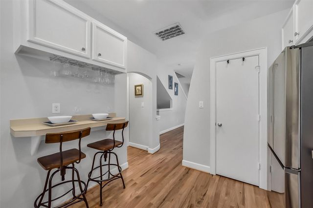 8715 Meadowcroft Drive 1102, Houston, TX 77063