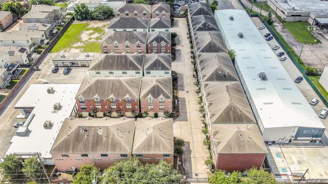 8715 Meadowcroft Drive 1102, Houston, TX 77063