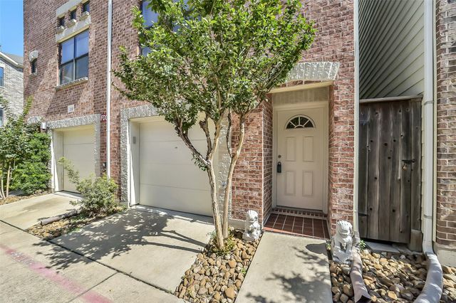 8715 Meadowcroft Drive 1102, Houston, TX 77063