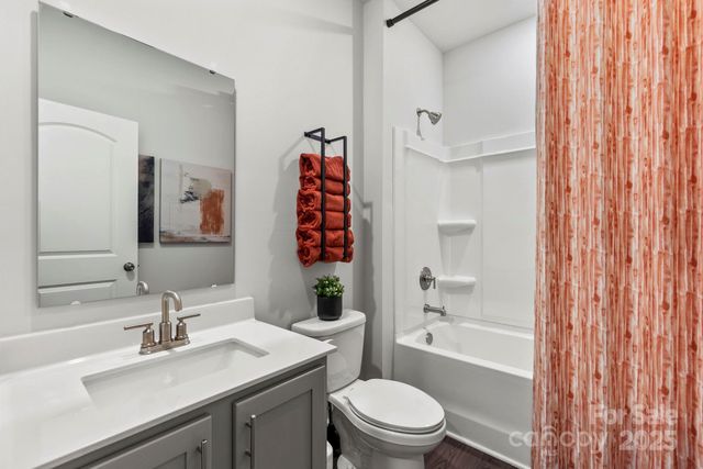 811 Olde England Drive, Lincolnton, NC 28092