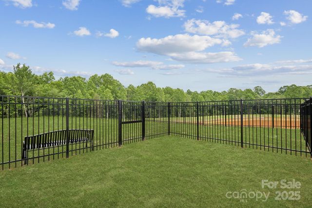 811 Olde England Drive, Lincolnton, NC 28092