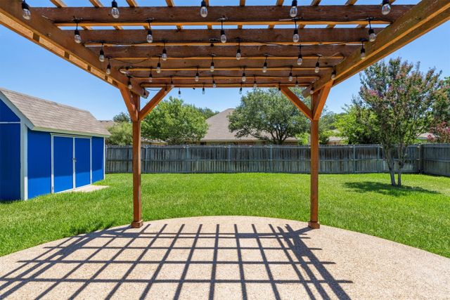 2800 Concho Bend Drive, Waco, TX 76712