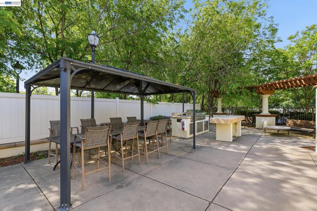 600 S Abel St 509, Milpitas, CA 95035