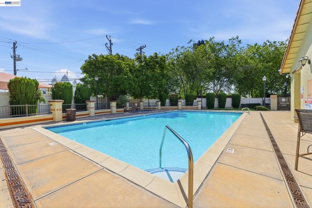 600 S Abel St 509, Milpitas, CA 95035