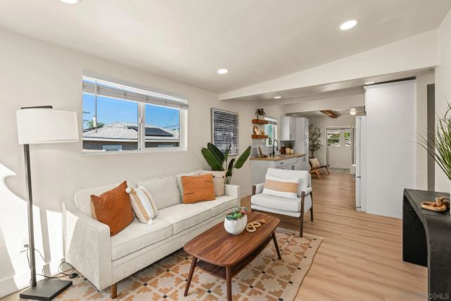 2718 Ridgeway Dr, National City, CA 91950