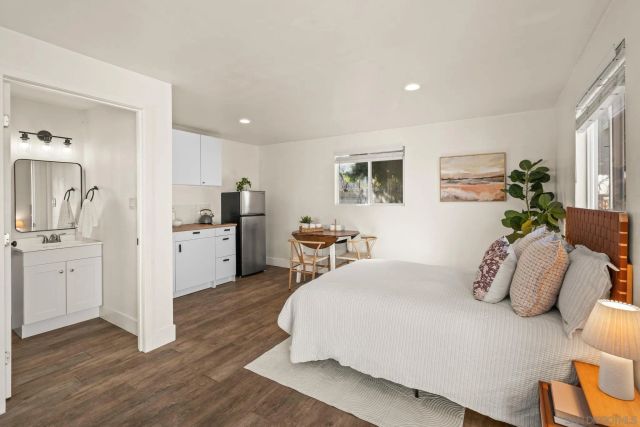 2718 Ridgeway Dr, National City, CA 91950