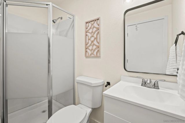 2718 Ridgeway Dr, National City, CA 91950