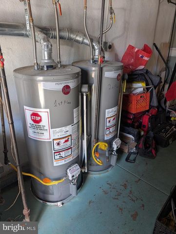 6914 KINDRED ST, Philadelphia, PA 19149