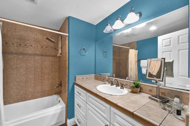 219 Castilian Avenue, Newbury Park, CA 91320