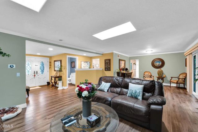 219 Castilian Avenue, Newbury Park, CA 91320