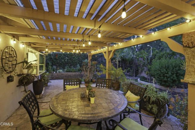 219 Castilian Avenue, Newbury Park, CA 91320