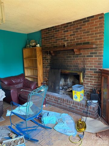 111 Akers Landing, Ellenboro, NC 28040