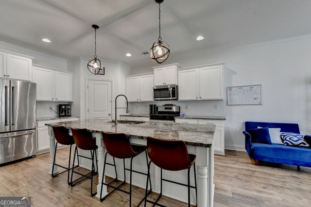 2129 Charmond Drive, Monroe, GA 30656