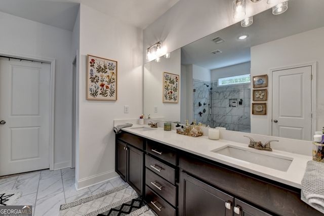 2129 Charmond Drive, Monroe, GA 30656