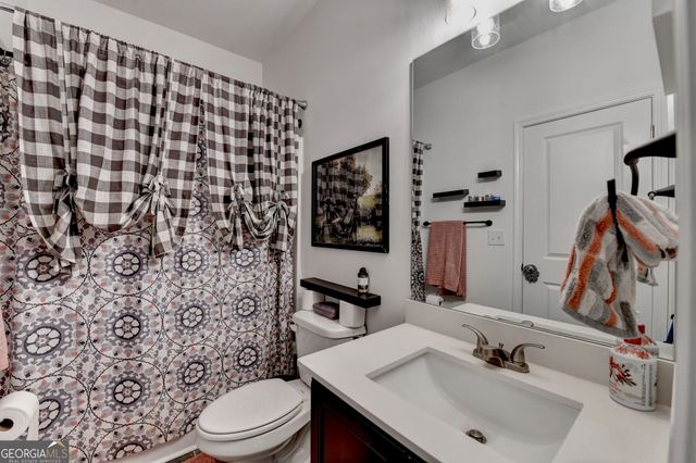 2129 Charmond Drive, Monroe, GA 30656