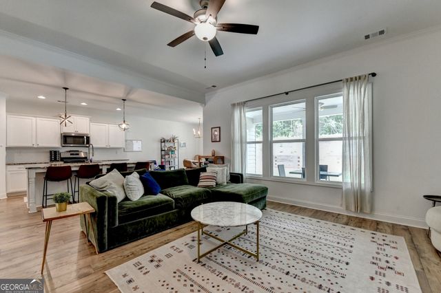 2129 Charmond Drive, Monroe, GA 30656