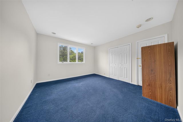 71-57 Douglaston Parkway, Little Neck, NY 11362