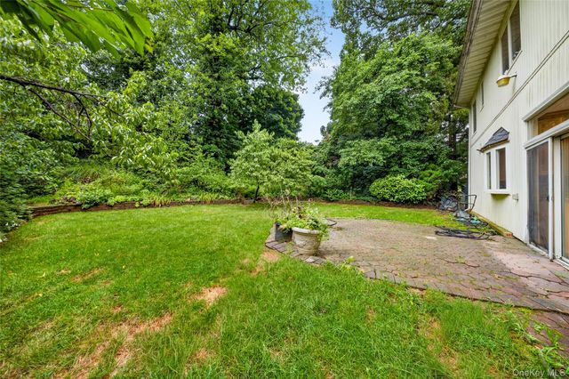71-57 Douglaston Parkway, Little Neck, NY 11362