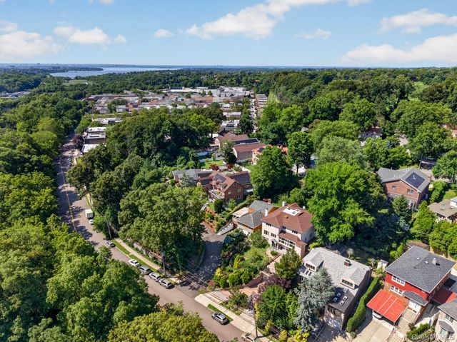 71-57 Douglaston Parkway, Little Neck, NY 11362