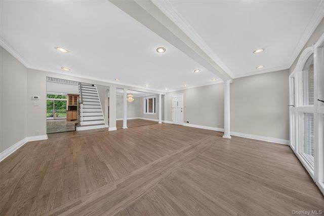 71-57 Douglaston Parkway, Little Neck, NY 11362
