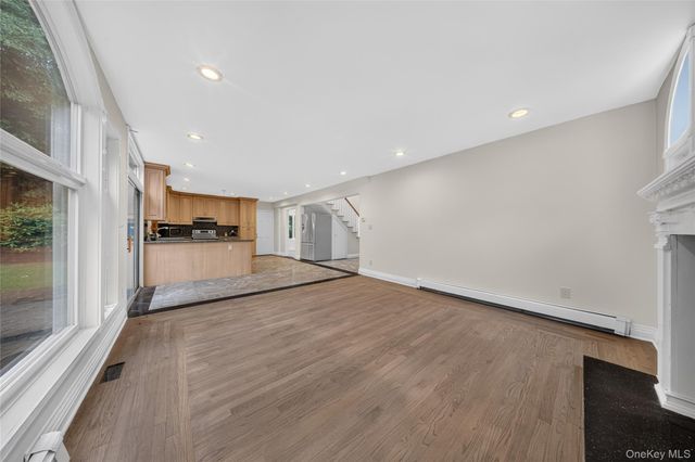 71-57 Douglaston Parkway, Little Neck, NY 11362