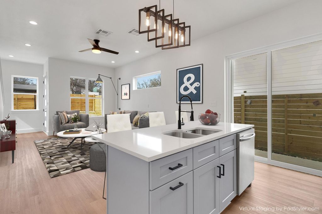 6401 Vioitha DR, Austin, TX 78723
