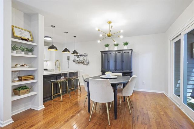 1032 Creatwood Circle, Smyrna, GA 30080