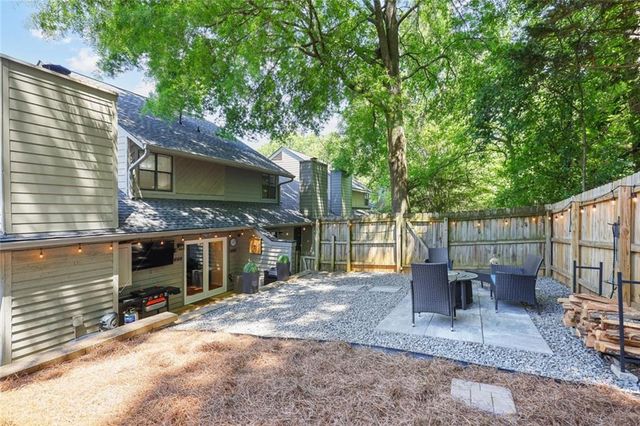 1032 Creatwood Circle, Smyrna, GA 30080